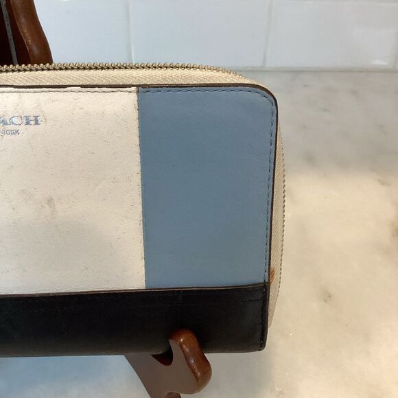 Coach Wallet Leather Continental Color-Blocked  Full Sized Rehab Wallet - Picture 2 of 14